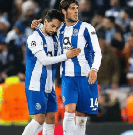 爱游戏-昨天葡国民与波尔图比赛腰斩会重赛吗