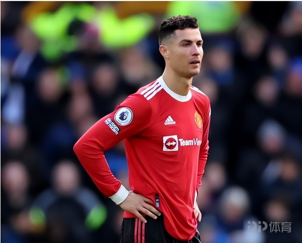 爱游戏官网-莫雷加德瑞大满贯夺冠后和女友视频完整